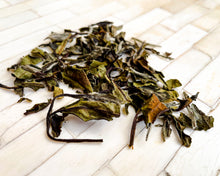 Load image into Gallery viewer, 2013 Aged White Dragonball 老白茶龍珠